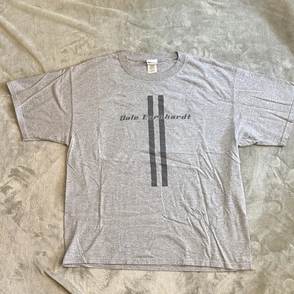 Chase Authentics Dale Earnhardt Gray Graphic Men's Tee - Picture 2 of 4